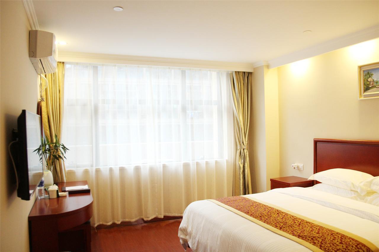 Greentree Inn Anhui Wuhu Zhongshan Road Pedestrian Street Express Hotel Exteriör bild