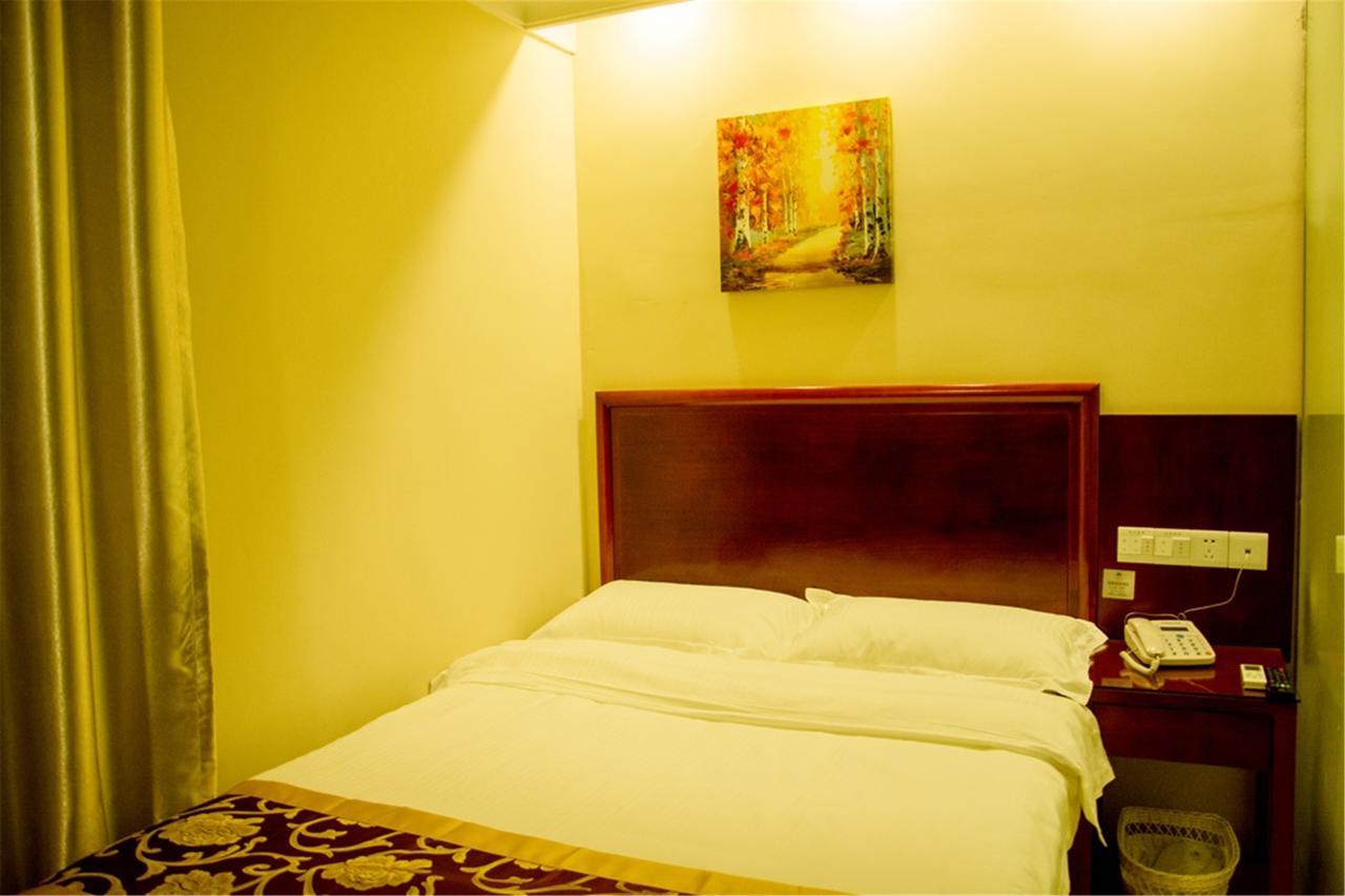 Greentree Inn Anhui Wuhu Zhongshan Road Pedestrian Street Express Hotel Exteriör bild