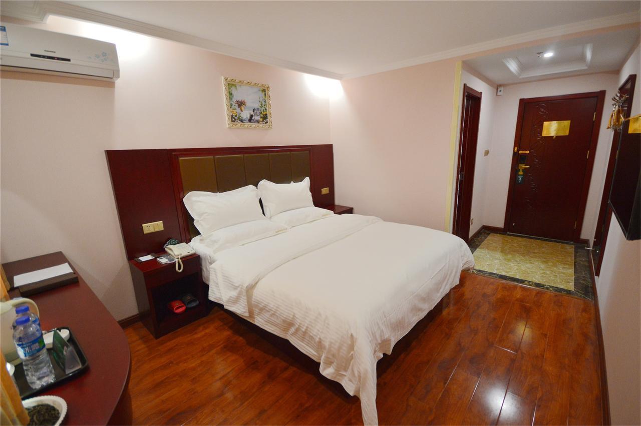 Greentree Inn Anhui Wuhu Zhongshan Road Pedestrian Street Express Hotel Exteriör bild