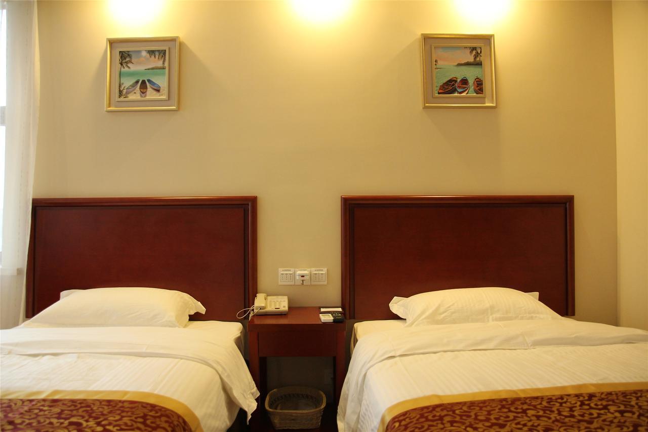 Greentree Inn Anhui Wuhu Zhongshan Road Pedestrian Street Express Hotel Exteriör bild