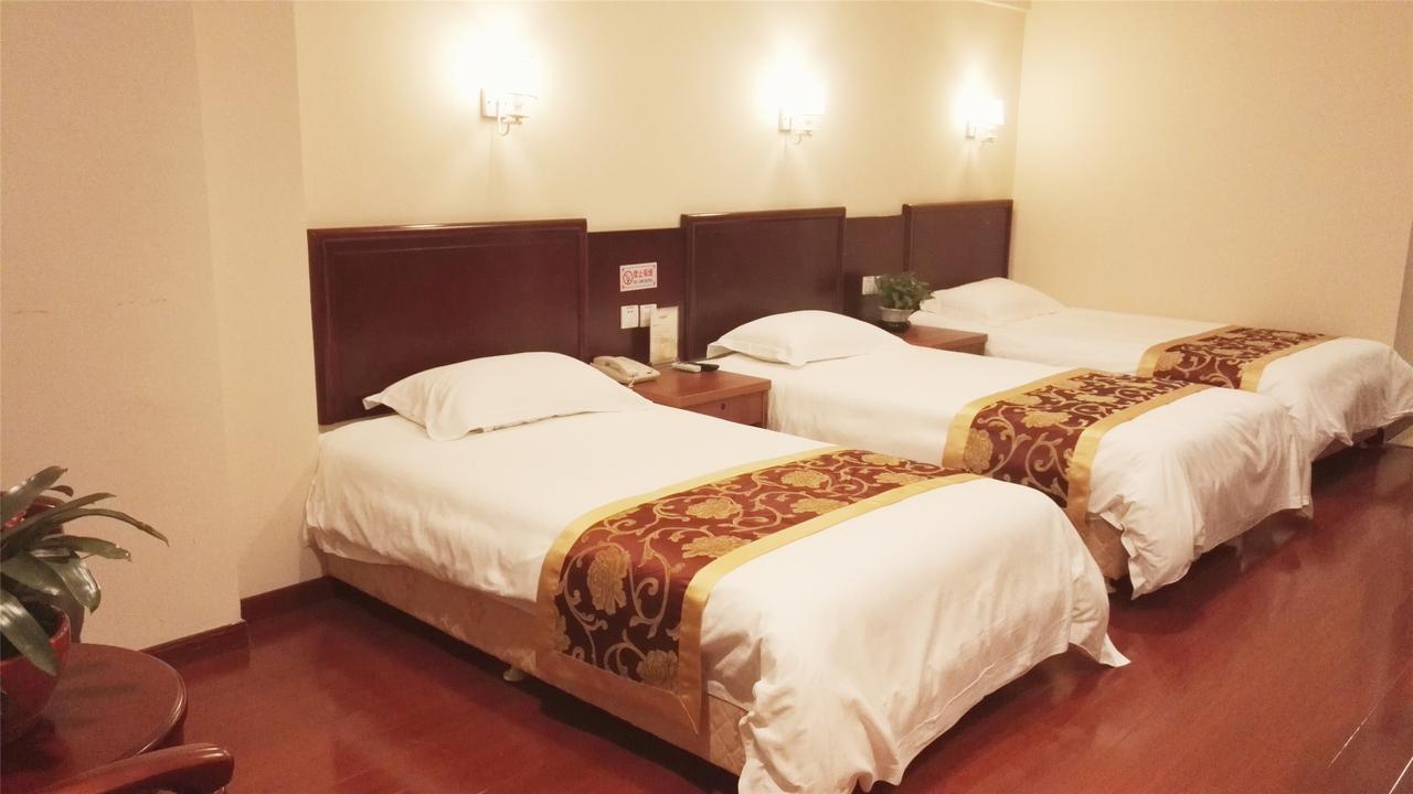Greentree Inn Anhui Wuhu Zhongshan Road Pedestrian Street Express Hotel Exteriör bild